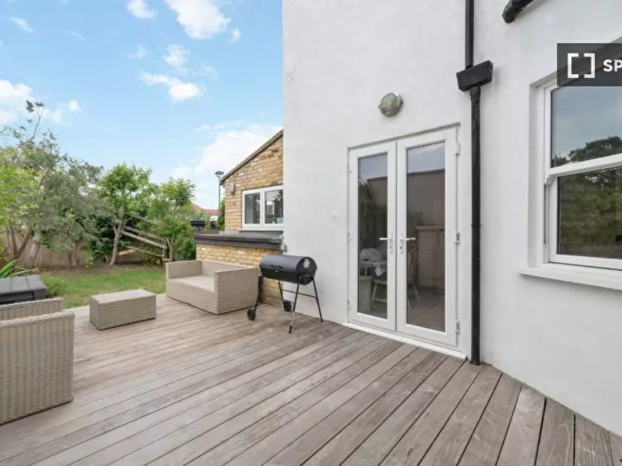 Immagine 4 di Appartamento in affitto  in Mount Ephraim Ln a Lambeth