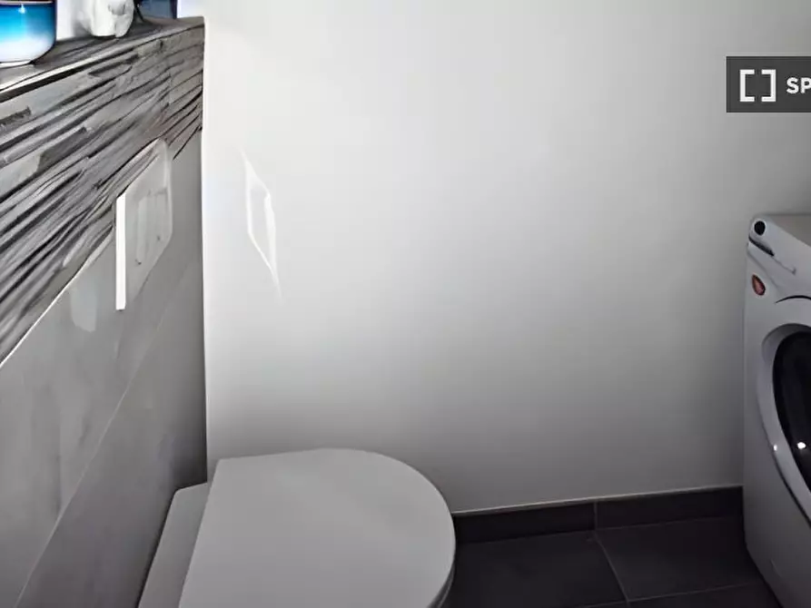 Immagine 18 di Camera condivisa in affitto  in Via Rivalta a Torino