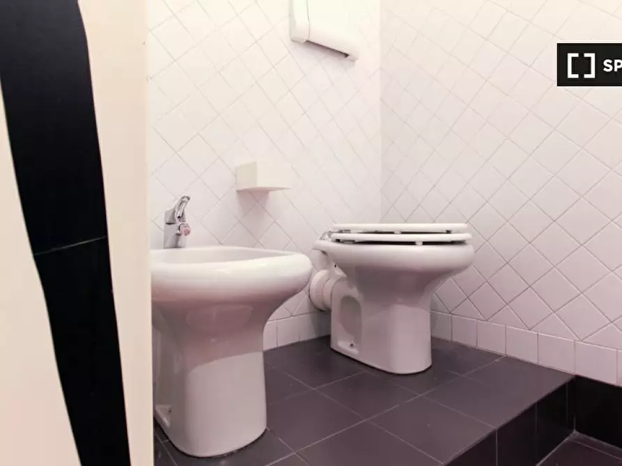 Immagine 4 di Appartamento in affitto  in Via Vigevano a Milano