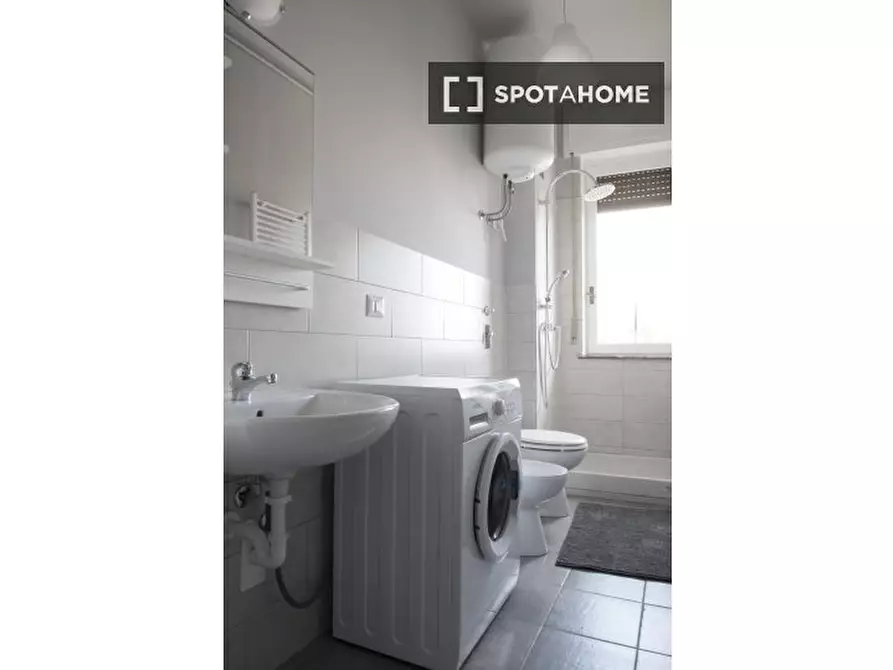 Immagine 5 di Camera condivisa in affitto  in Largo Giovan Battista Scalabrini a Milano