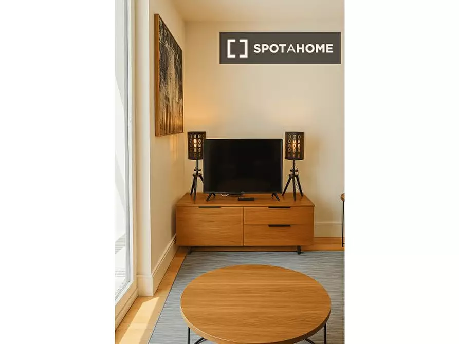 Immagine 10 di Appartamento in affitto  in Indescon Square London E 9DQ UK a Poplar