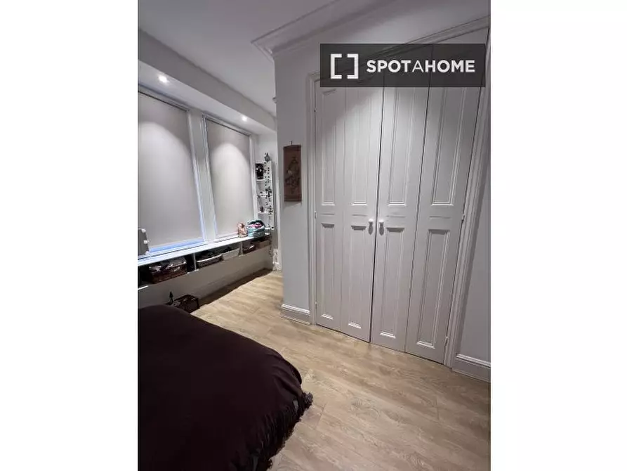 Immagine 6 di Appartamento in affitto  in Palace Gate a Kensington