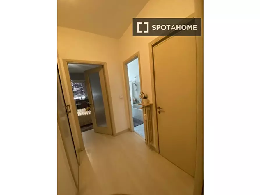 Immagine 6 di Camera condivisa in affitto  in Corso Alessandro Tassoni a Torino