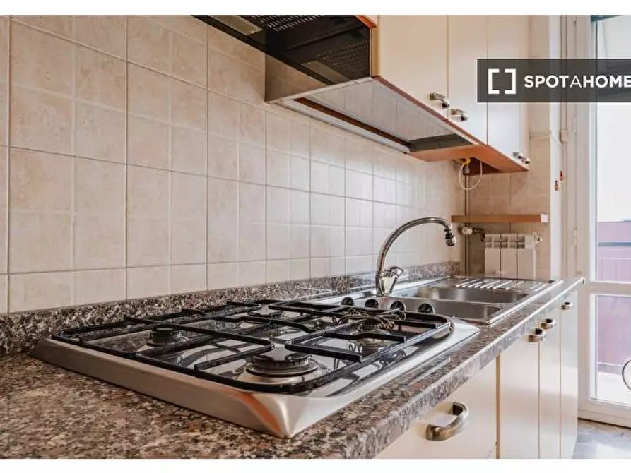 Immagine 19 di Camera condivisa in affitto  in Piazzale Giovanni delle Bande Nere a Milano