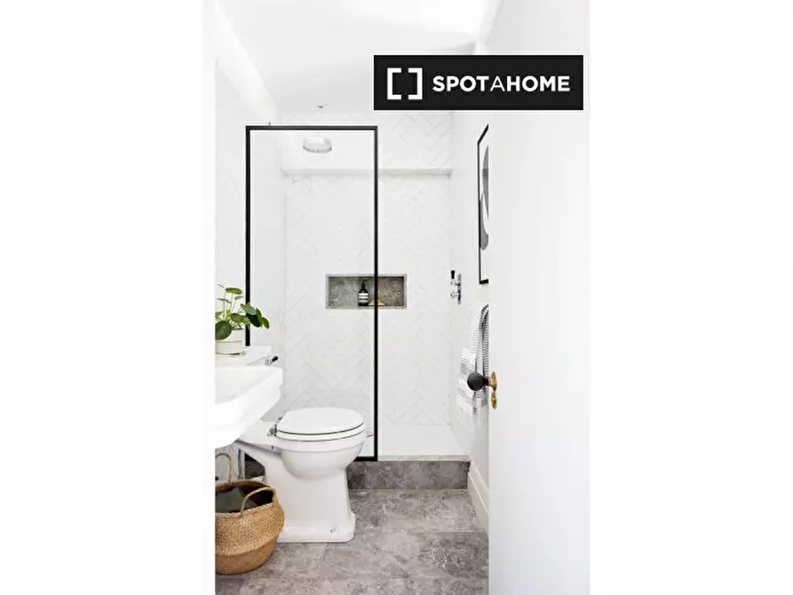 Immagine 6 di Appartamento in affitto  in City Rd a Islington