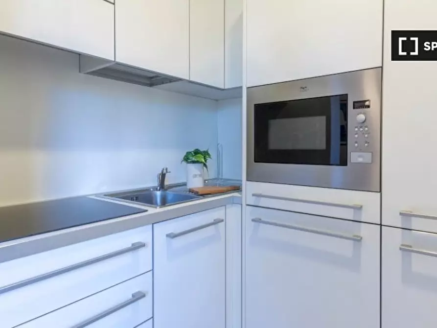 Immagine 16 di Camera condivisa in affitto  in Via Bernardino Biondelli a Milano