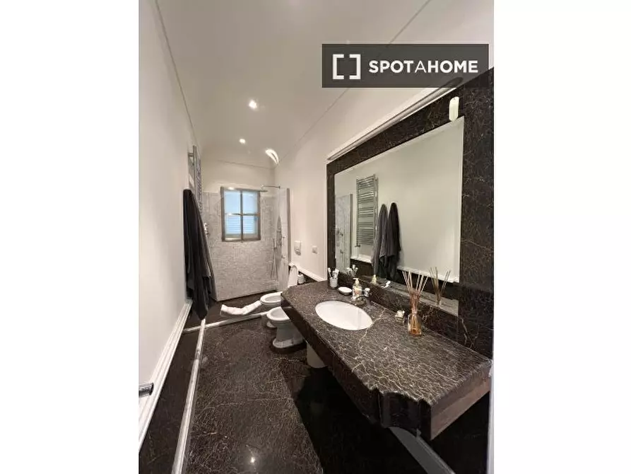 Immagine 9 di Appartamento in affitto  in Via della Vigna Nuova a Firenze