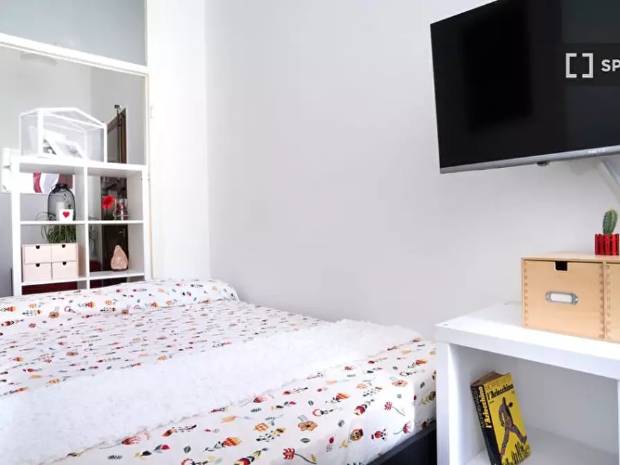 Immagine 3 di Camera condivisa in affitto  in Viale Papiniano a Milano