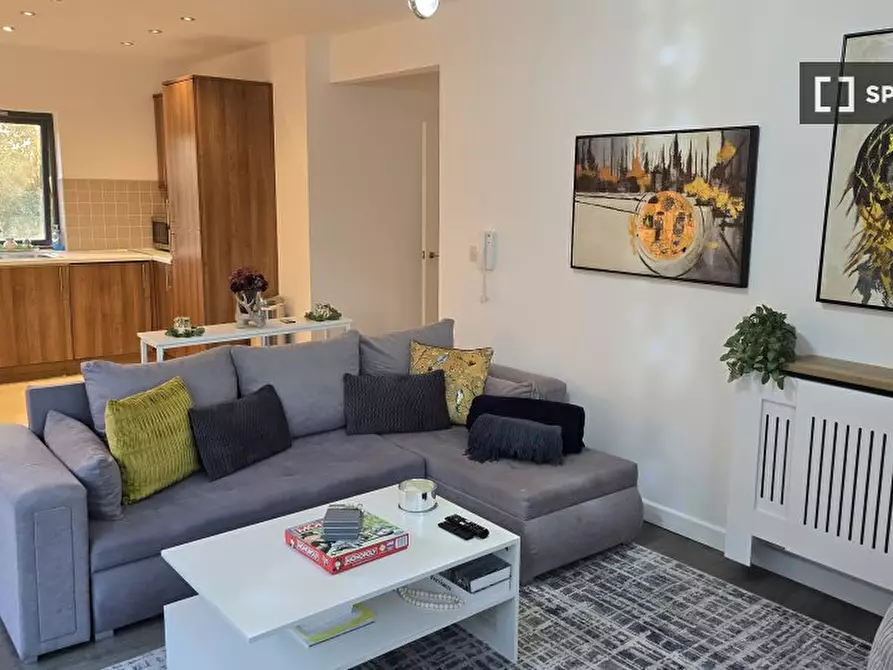Immagine 4 di Appartamento in affitto  in Sunningdale Gardens a Brent