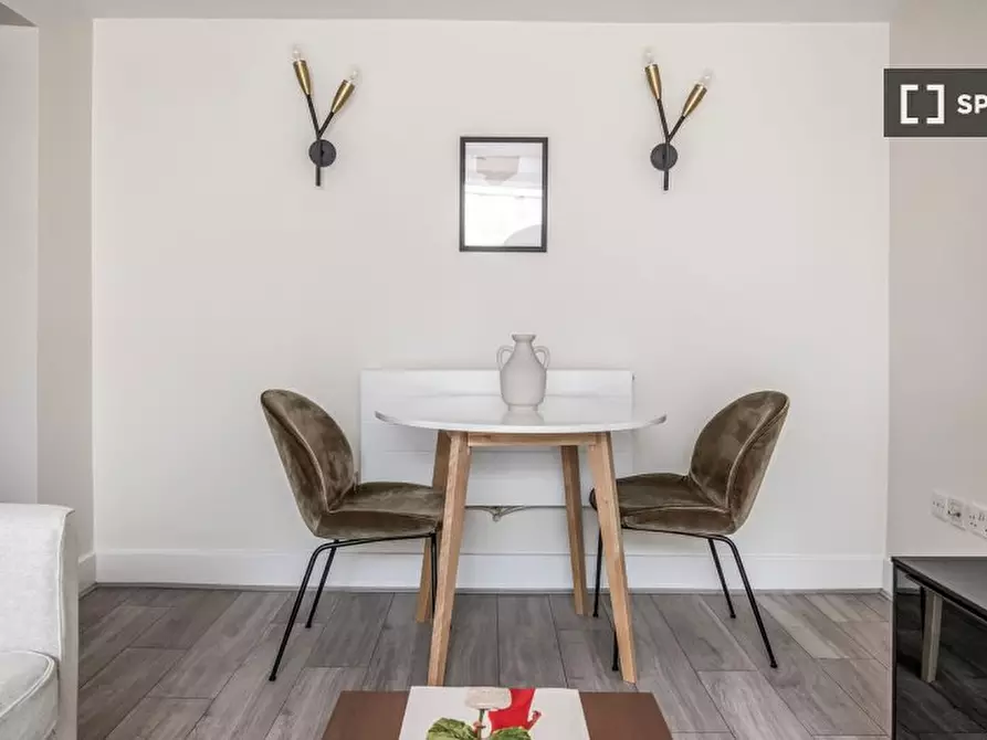 Immagine 4 di Appartamento in affitto  in Nottingham Pl a Paddington