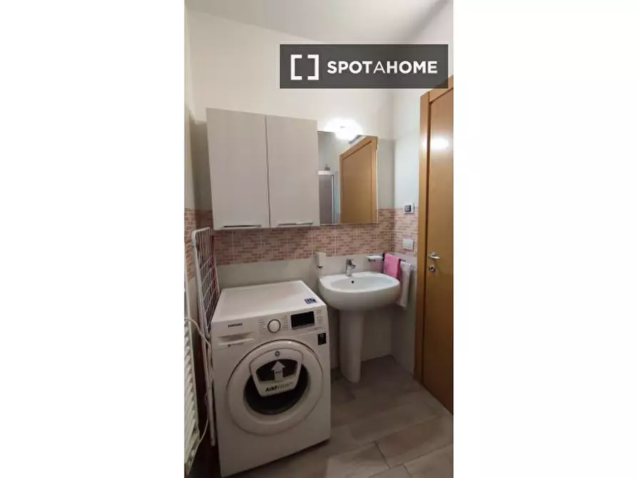 Immagine 11 di Appartamento in affitto  in Via Riccardo Pitteri a Milano