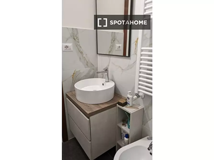 Immagine 5 di Ufficio in affitto  in Via Lorenzo Il Magnifico a Firenze