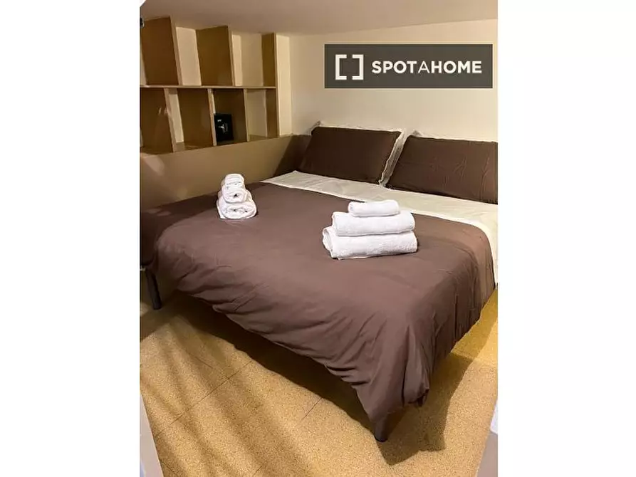 Immagine 14 di Ufficio in affitto  in Via Sapri a Roma