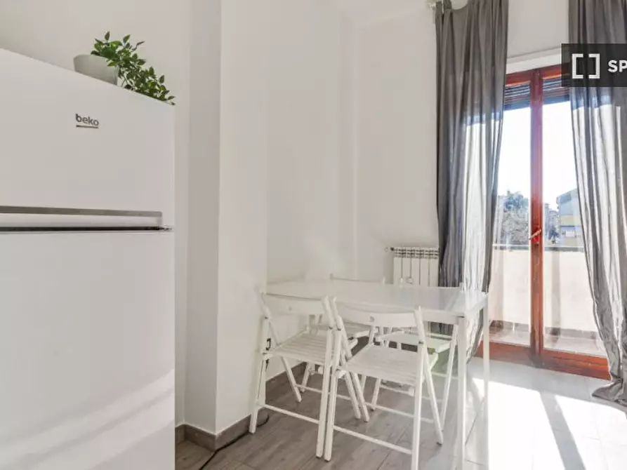 Immagine 12 di Camera condivisa in affitto  in Via Orti a Milano