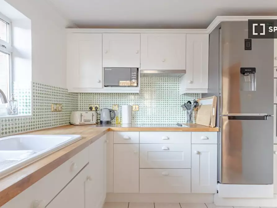 Immagine 2 di Appartamento in affitto  in flat a 