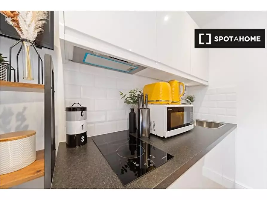 Immagine 5 di Ufficio in affitto  in Flat 32-34 Swinton StLondon WC1X 9NX a Camden Town