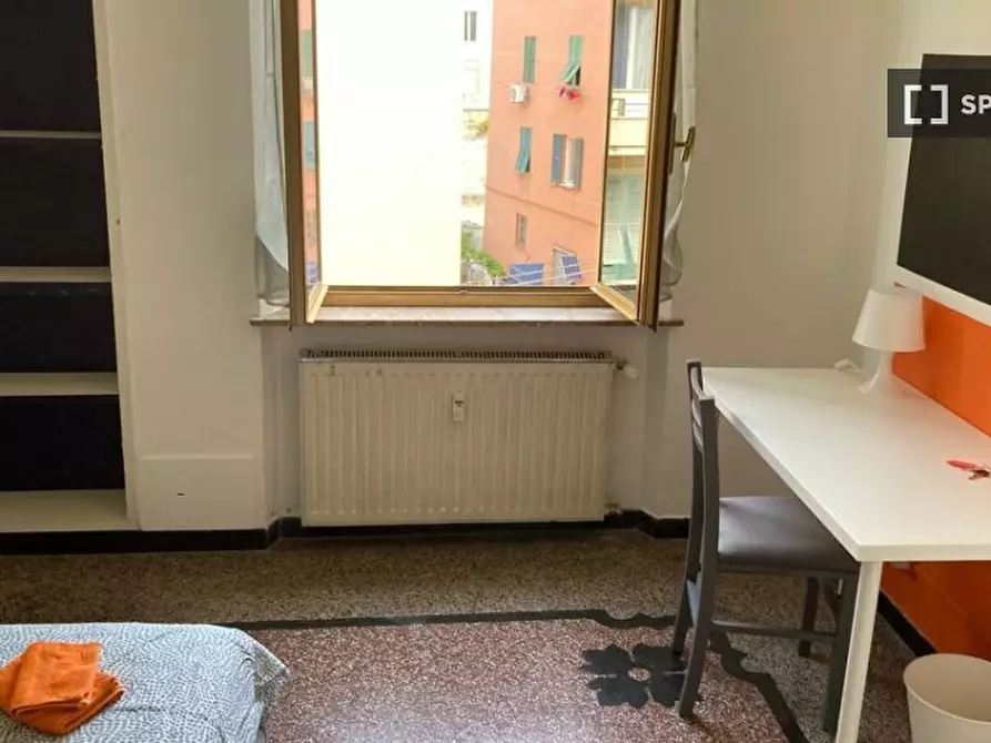 Immagine 14 di Camera condivisa in affitto  in VIA BARRILI a Genova