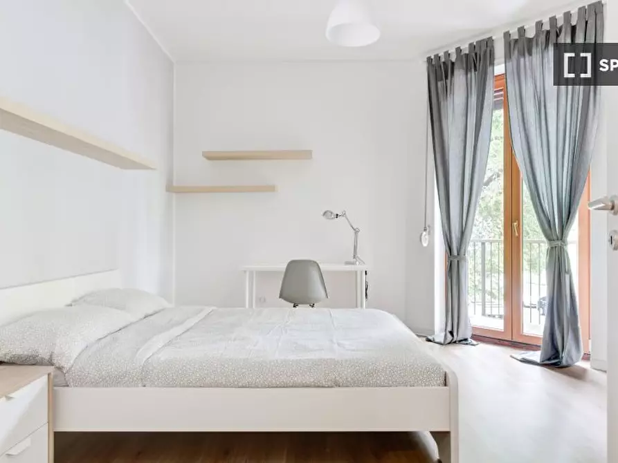 Immagine 3 di Camera condivisa in affitto  in Via Stromboli a Milano