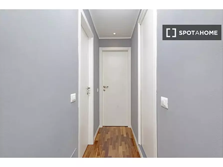 Immagine 7 di Appartamento in affitto  in Via Giambellino a Milano