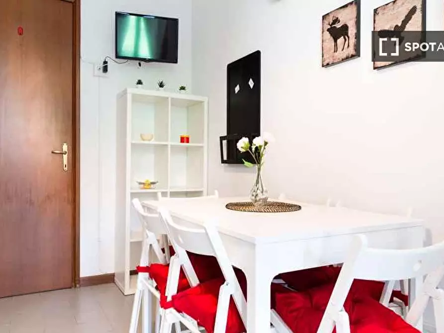 Immagine 12 di Camera condivisa in affitto  in Via fratelli Fraschini a Milano