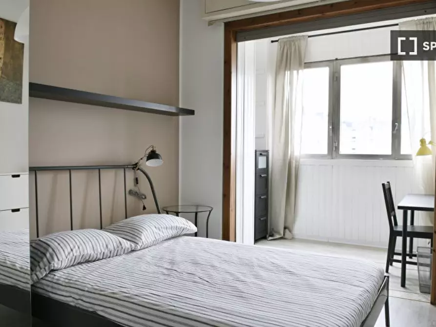 Immagine 1 di Camera condivisa in affitto  in Via Federico Engels a Milano