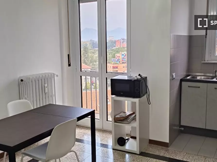 Immagine 5 di Camera condivisa in affitto  in Corso Svizzera a Torino