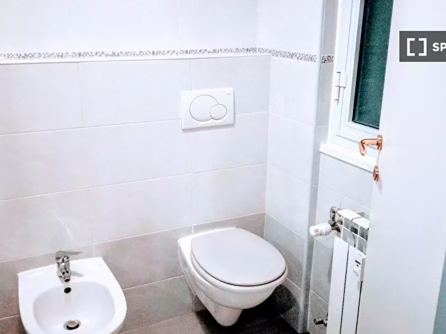 Immagine 18 di Camera condivisa in affitto  in Via Aldo Manuzio a Genova