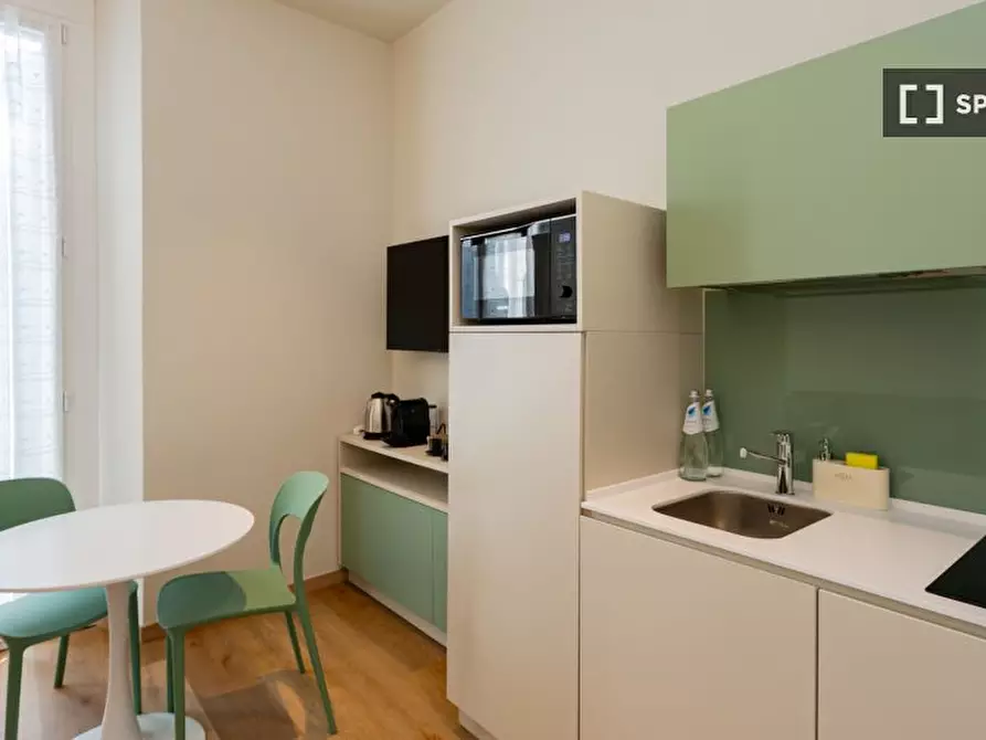 Immagine 6 di Ufficio in affitto  in Viale Abruzzi a Milano