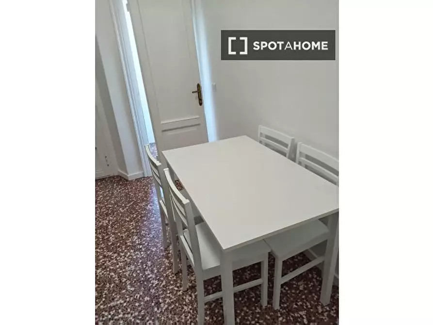 Immagine 9 di Camera condivisa in affitto  in Via Goffredo Mameli a Milano