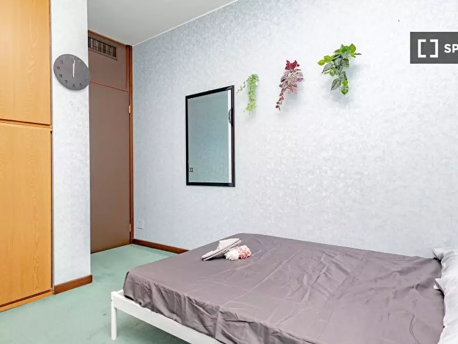 Immagine 2 di Camera condivisa in affitto  in Via Francesco Caracciolo a Milano