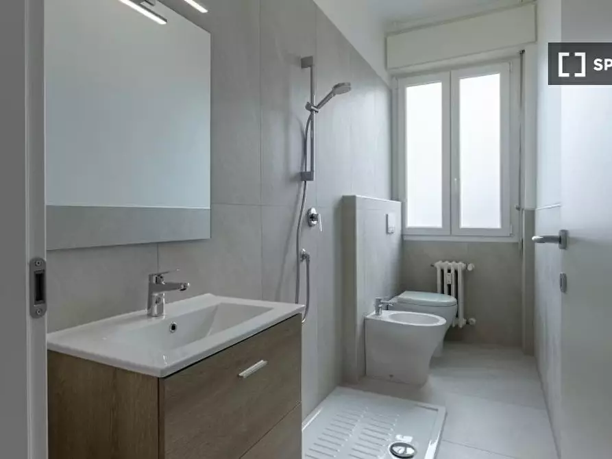 Immagine 8 di Camera condivisa in affitto  in Via Mario Ulivelli a Firenze