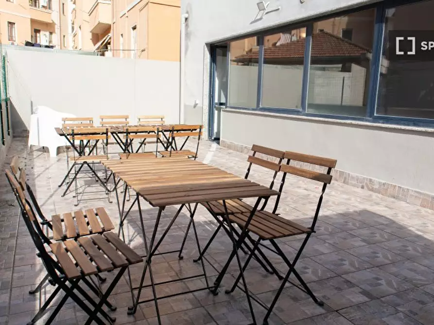 Immagine 9 di Camera condivisa in affitto  in Via Dante a Cagliari