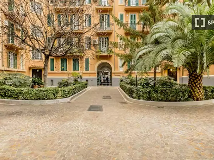 Immagine 12 di Appartamento in affitto  in Via Nemorense a Roma
