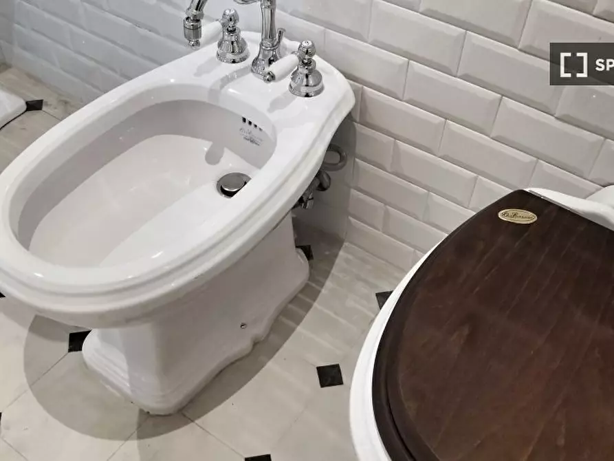 Immagine 10 di Ufficio in affitto  in Via Tertulliano a Milano