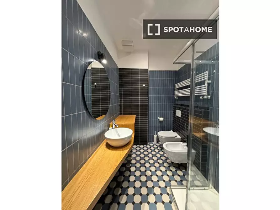 Immagine 4 di Appartamento in affitto  in Via del Borgo di S. Pietro a Bologna