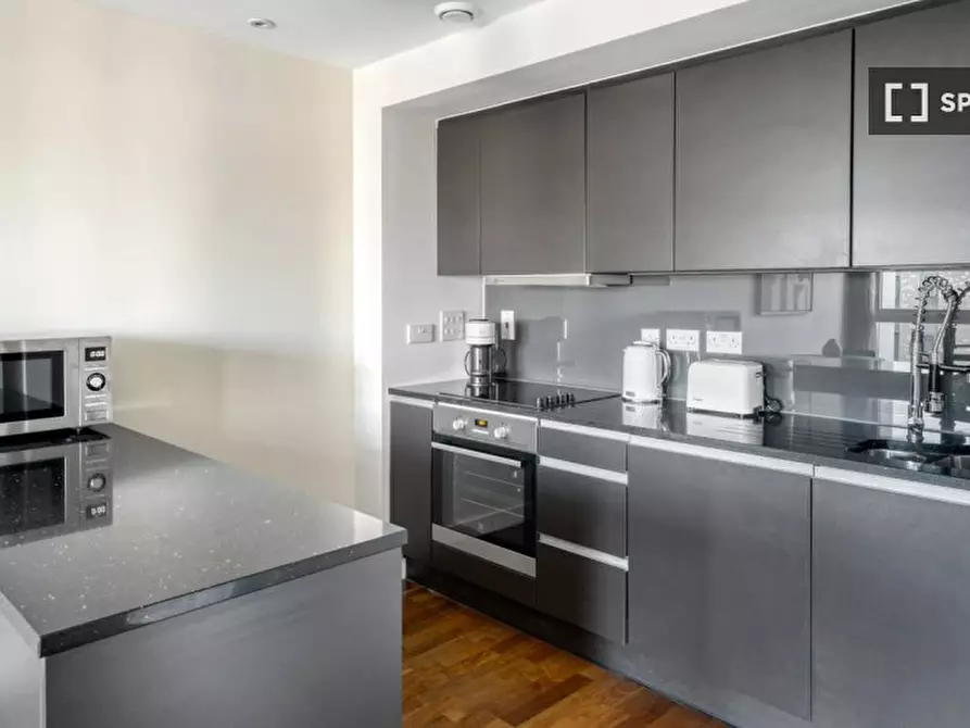 Immagine 4 di Appartamento in affitto  in Enterprise Way a Wandsworth