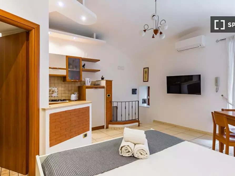 Immagine 7 di Appartamento in affitto  in Vico San Nicola da Tolentino a Napoli