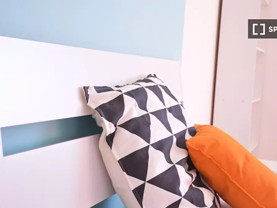 Immagine 3 di Camera condivisa in affitto  in Via dei Passeri a Cagliari