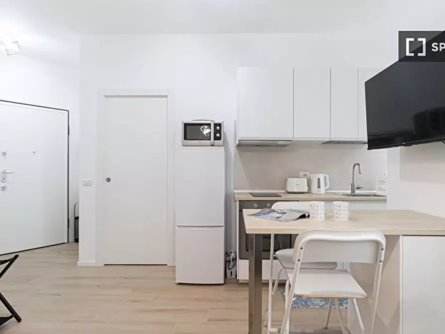 Immagine 11 di Ufficio in affitto  in Via Cambiasi a Milano