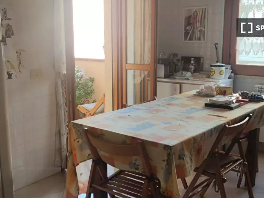 Immagine 7 di Camera condivisa in affitto  in Via Giorgio Gaber a Sabaudia