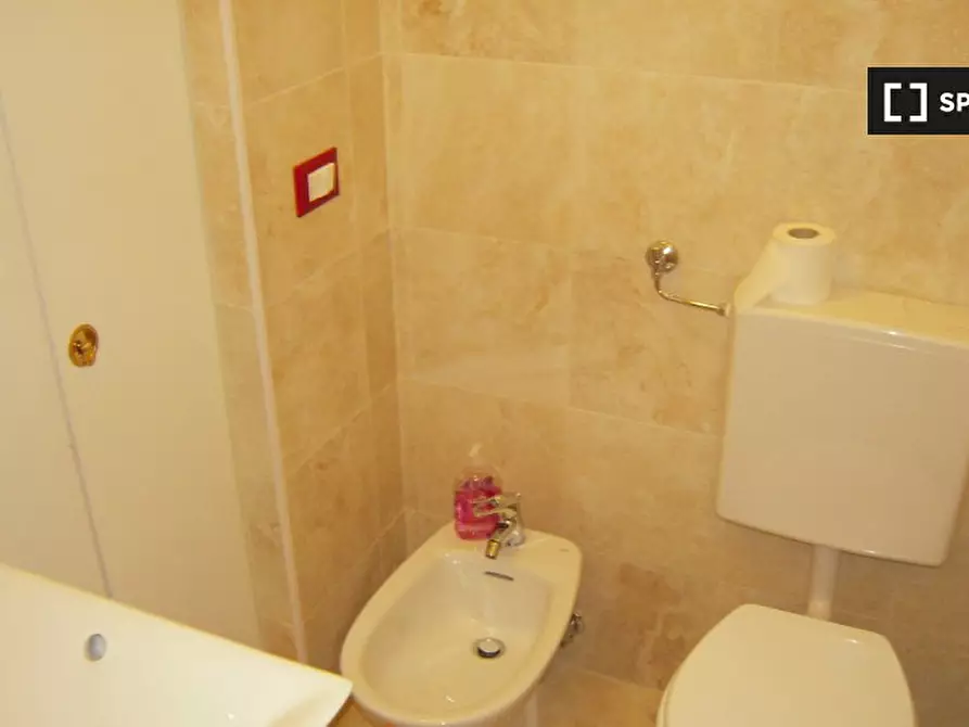 Immagine 10 di Ufficio in affitto  in Via Palestro a Bologna