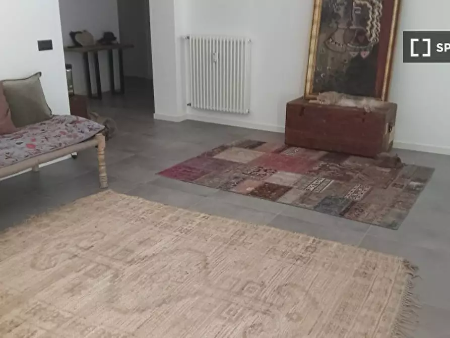 Immagine 2 di Camera condivisa in affitto  in Via Ippolito Nievo a Roma