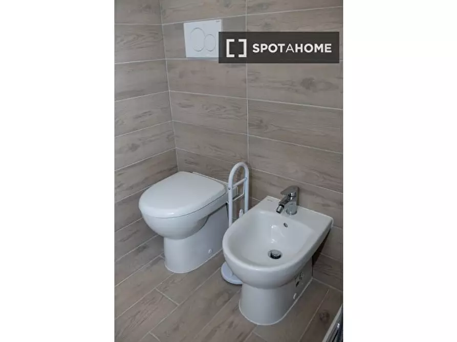 Immagine 10 di Appartamento in affitto  in Via Ginori a Roma