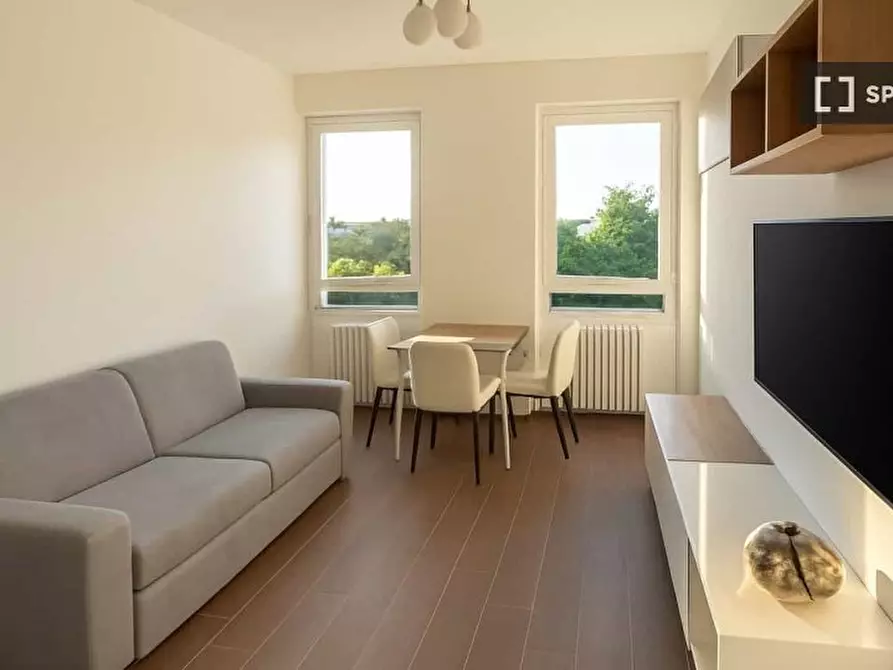 Immagine 1 di Appartamento in affitto  in Via Spezia a Milano