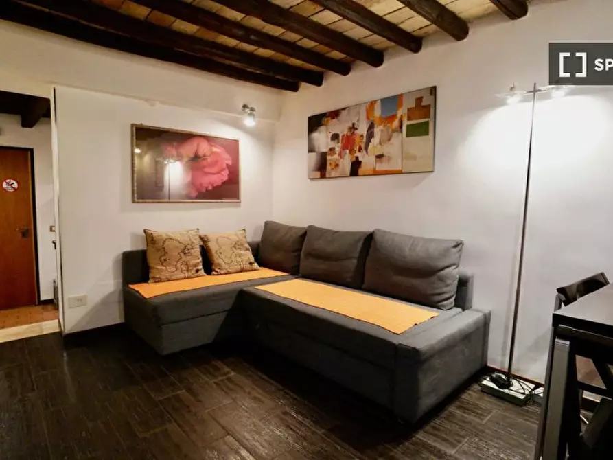 Immagine 5 di Appartamento in affitto  in Via dei Giubbonari a Roma