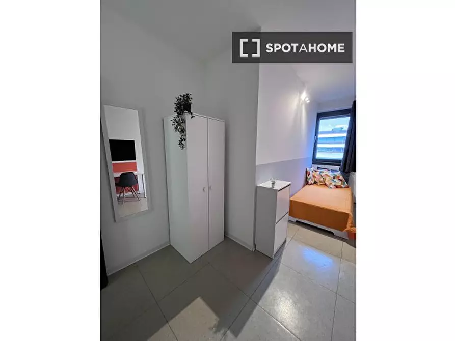 Immagine 3 di Camera condivisa in affitto  in Del Brennero a Trento