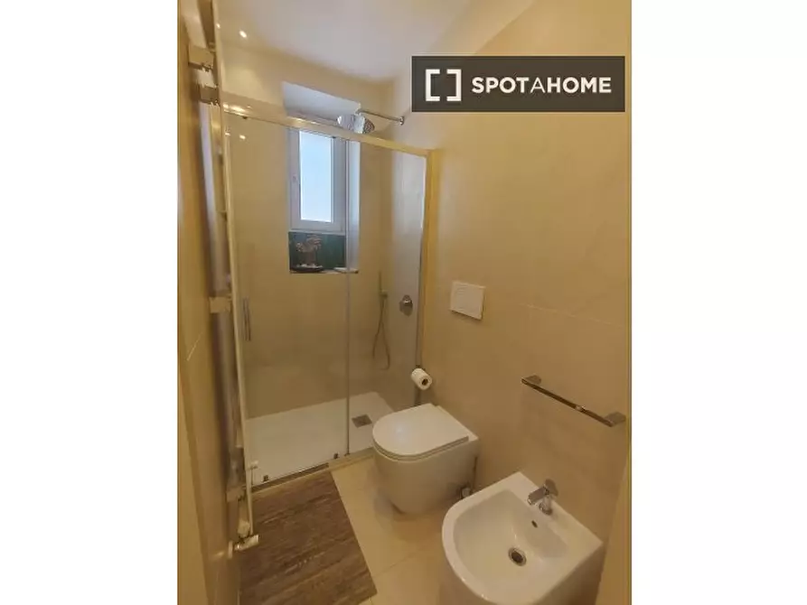 Immagine 11 di Appartamento in affitto  in Via Appia Nuova a Roma