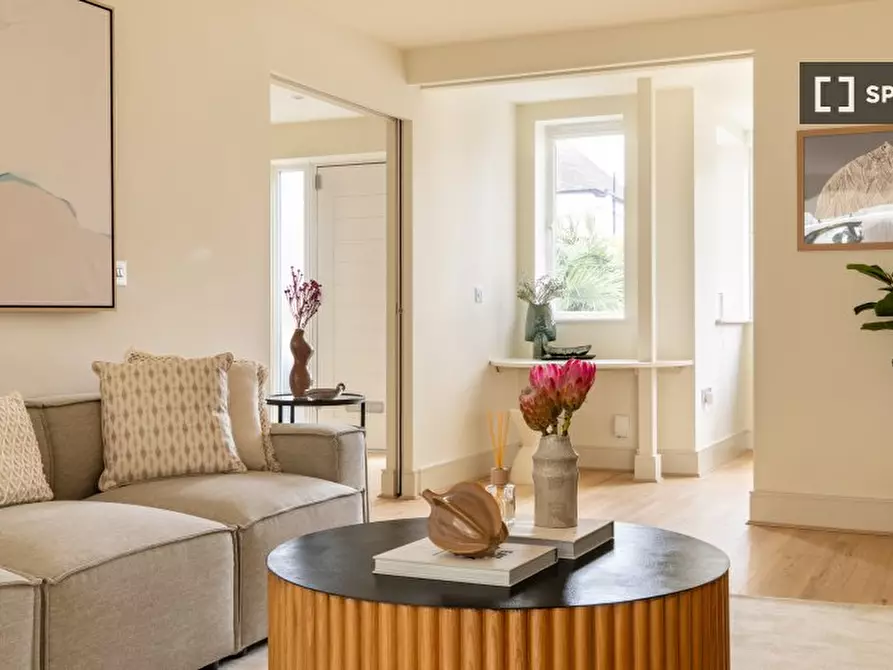 Immagine 19 di Appartamento in affitto  in Lyndhurst Avenue a Barnet