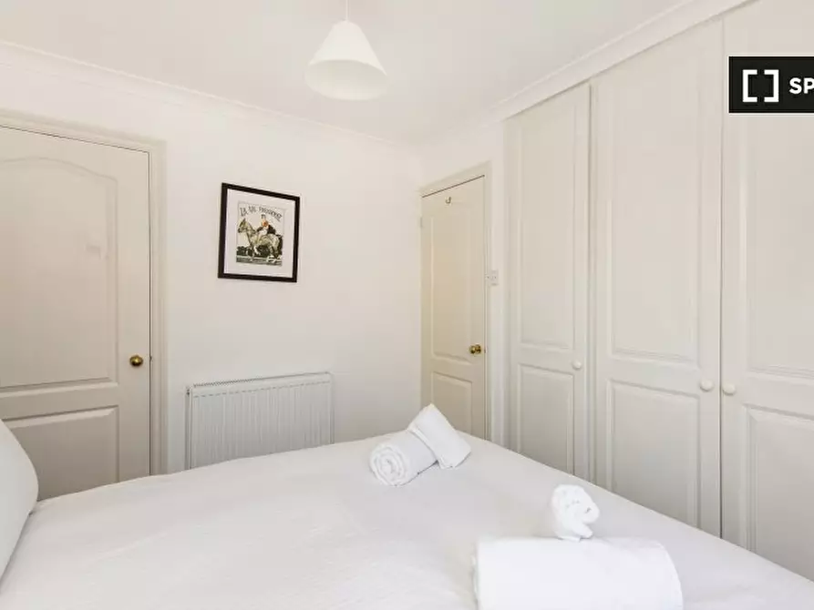 Immagine 17 di Appartamento in affitto  in a Ledbury Mews North a Kensington