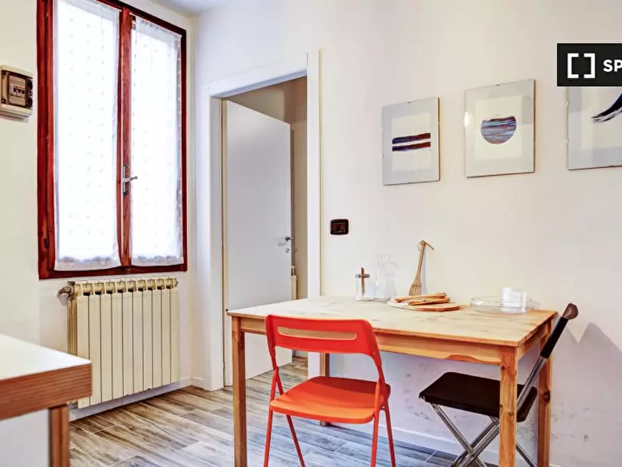 Immagine 9 di Appartamento in affitto  in Via Broccaindosso a Bologna